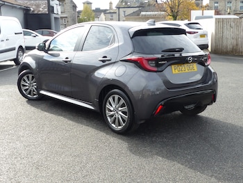 Used Mazda Mazda2 HYBRID 2023 for sale - 76341253: Photo
