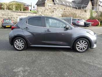 Used Mazda Mazda2 HYBRID 2023 for sale - 76341253: Photo