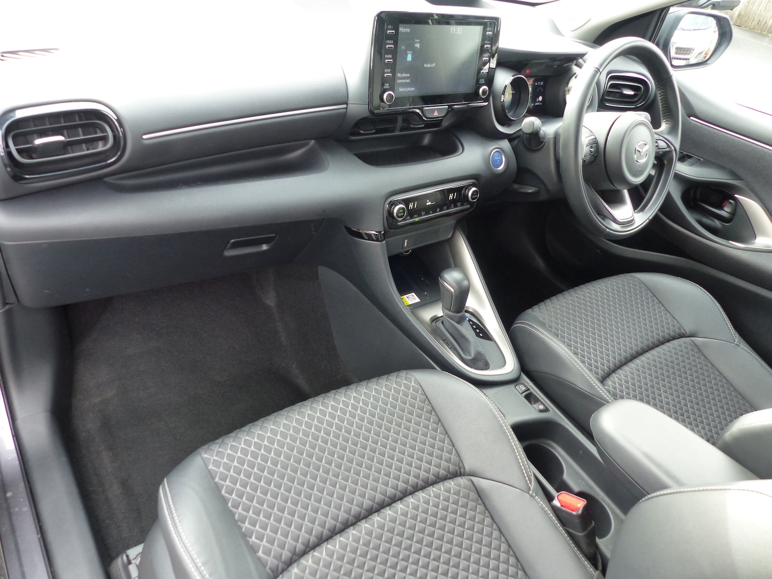 Used Mazda Mazda2 HYBRID 2023 for sale - 76341253: Photo 7