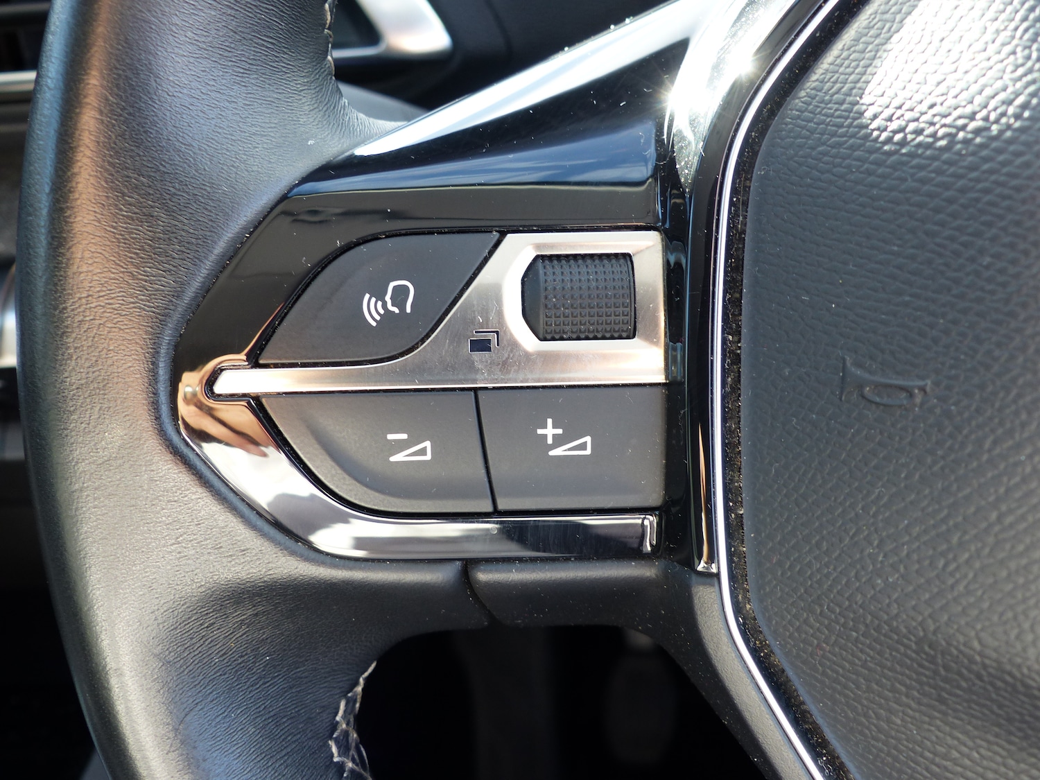 Used Peugeot 3008 2022 for sale - 76374026: Photo 17