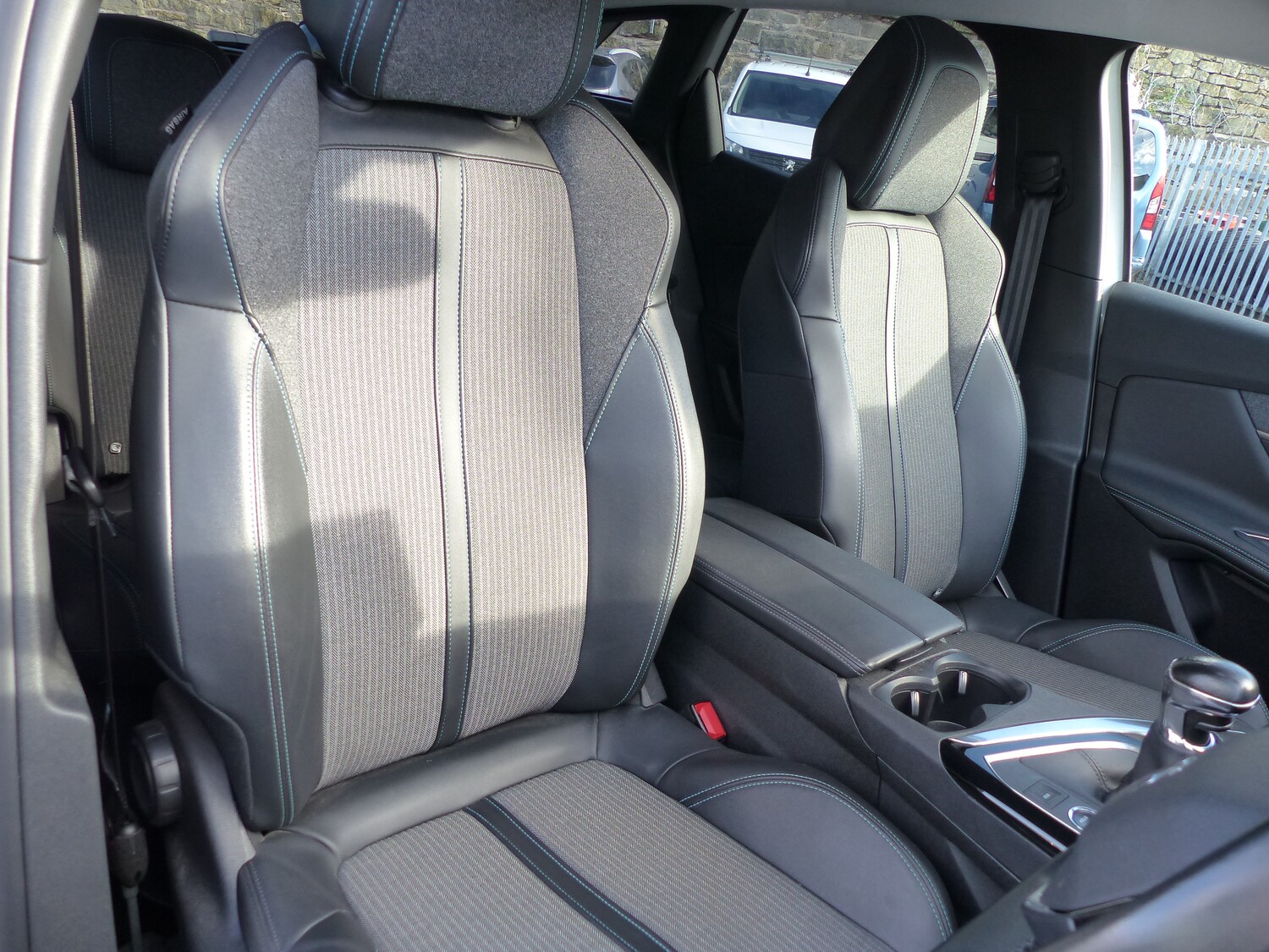 Used Peugeot 3008 2022 for sale - 76374026: Photo 5