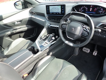 Used Peugeot 5008 2022 for sale - 75474940: Photo
