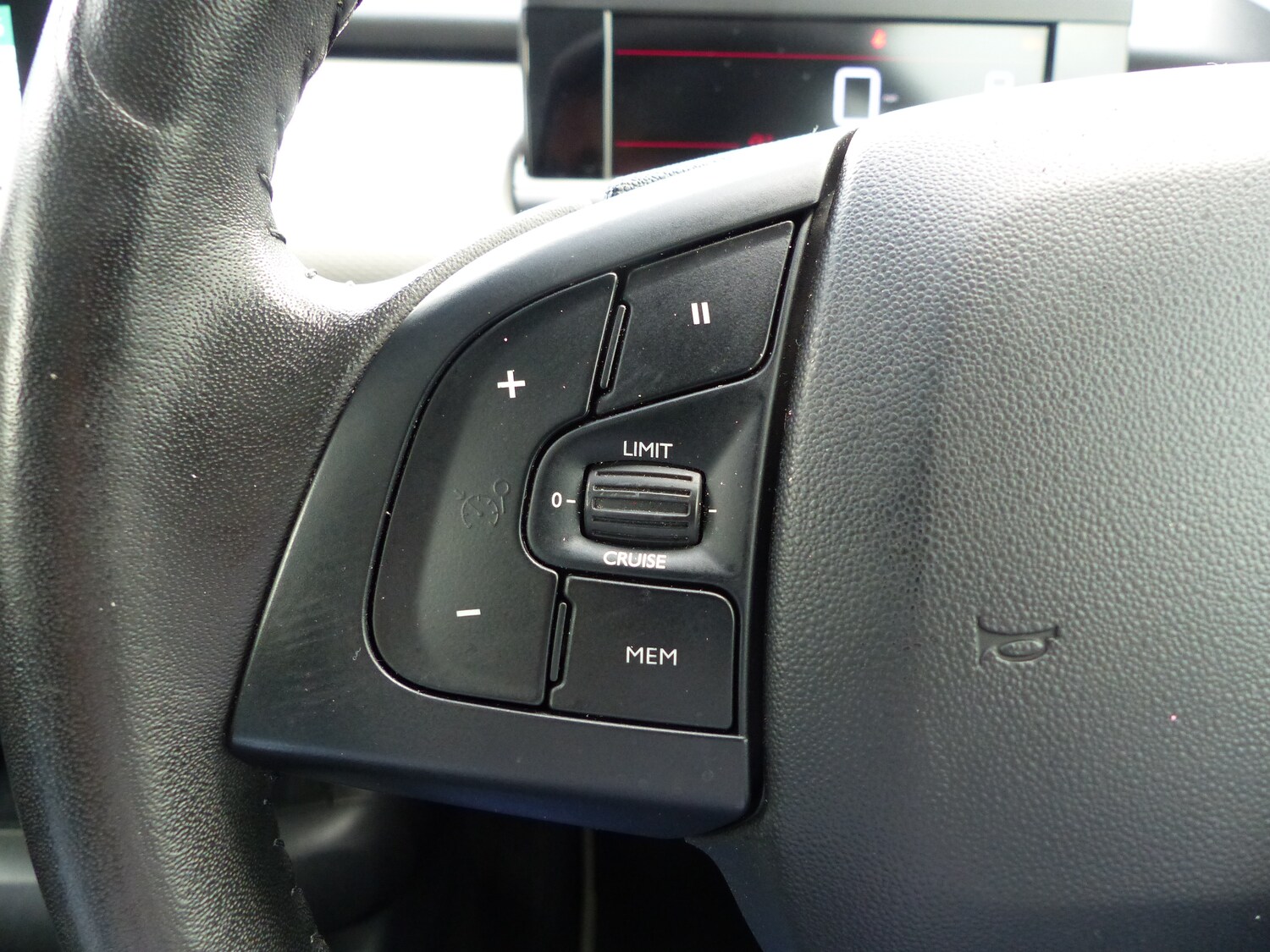 Used Citroen C4 Cactus 2019 for sale - 75994463: Photo 15