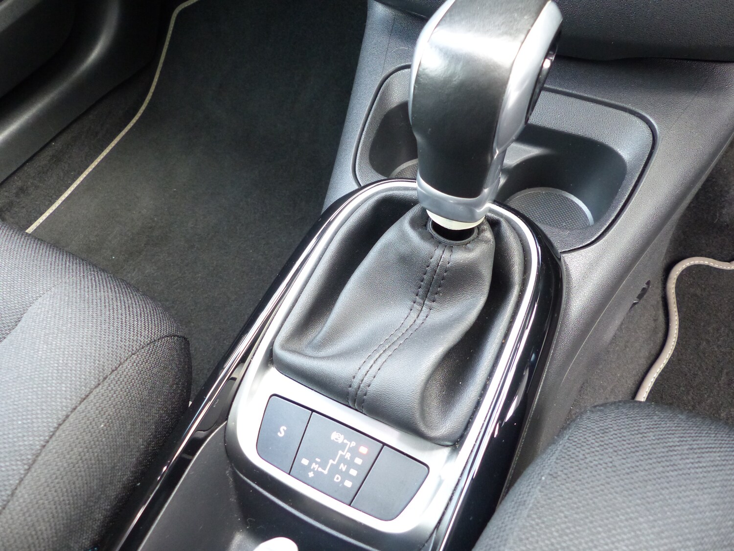 Used Citroen C4 Cactus 2019 for sale - 75994463: Photo 19