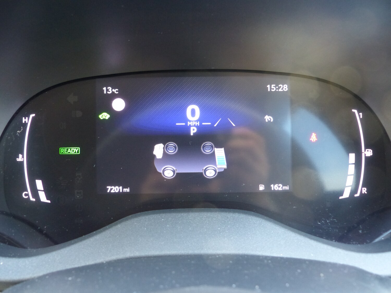 Used Mazda Mazda2 HYBRID 2024 for sale - 76436753: Photo 12