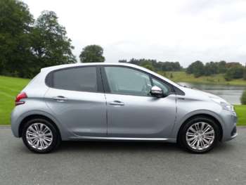Used Peugeot 208 2019 for sale - 75010942: Photo