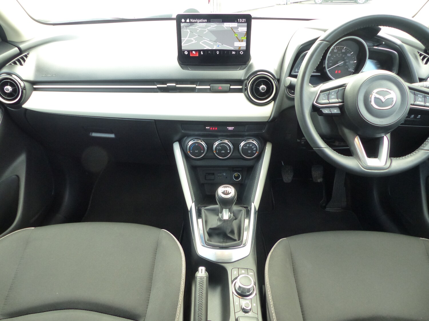 Used Mazda Mazda2 2024 for sale - 76057568: Photo 10