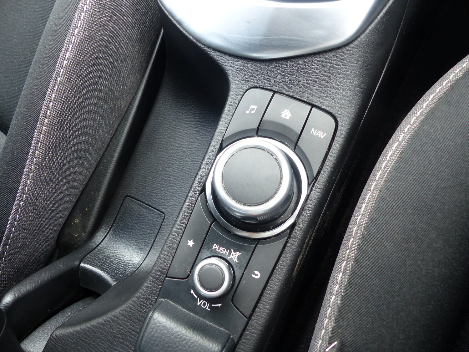 Used Mazda Mazda2 2024 for sale - 76057568: Photo 16