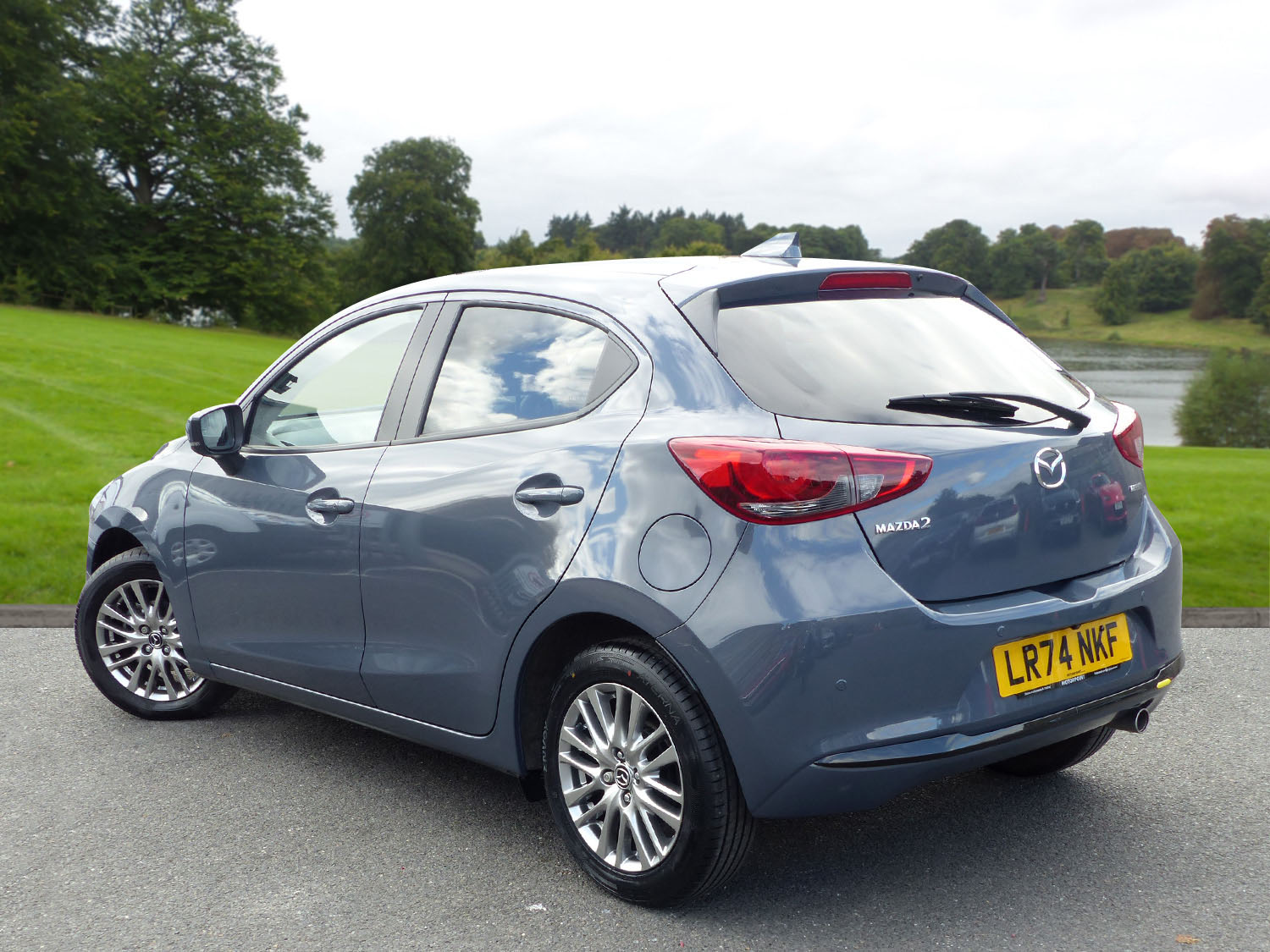 Used Mazda Mazda2 2024 for sale - 76057568: Photo 2