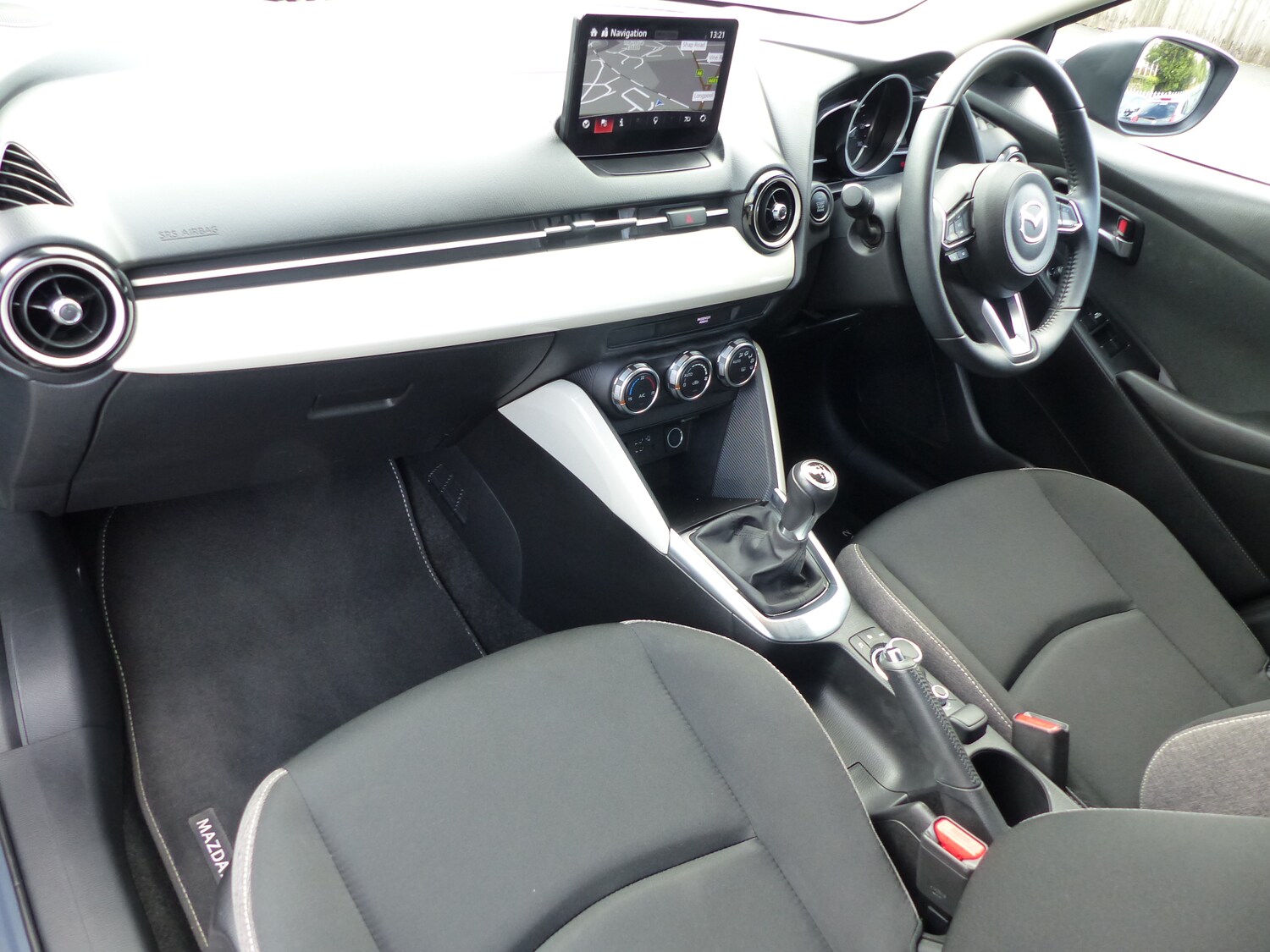 Used Mazda Mazda2 2024 for sale - 76057568: Photo 7