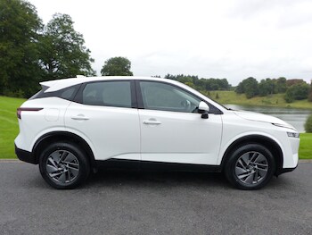 Used Nissan Qashqai 2023 for sale - 76565911: Photo