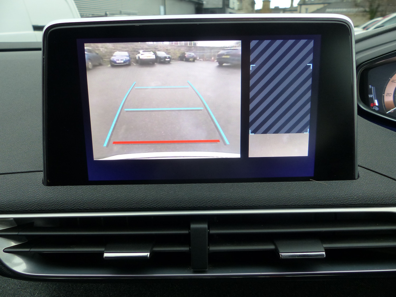 Used Peugeot 3008 2017 for sale - 76535188: Photo 14