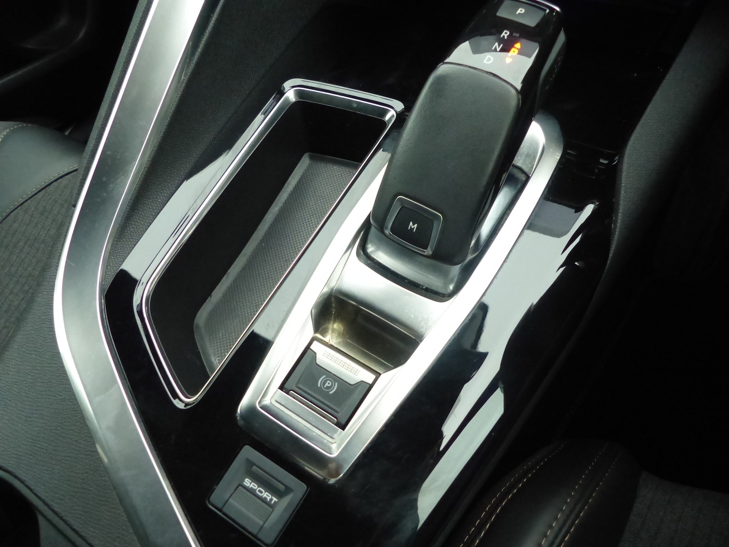 Used Peugeot 3008 2017 for sale - 76535188: Photo 16