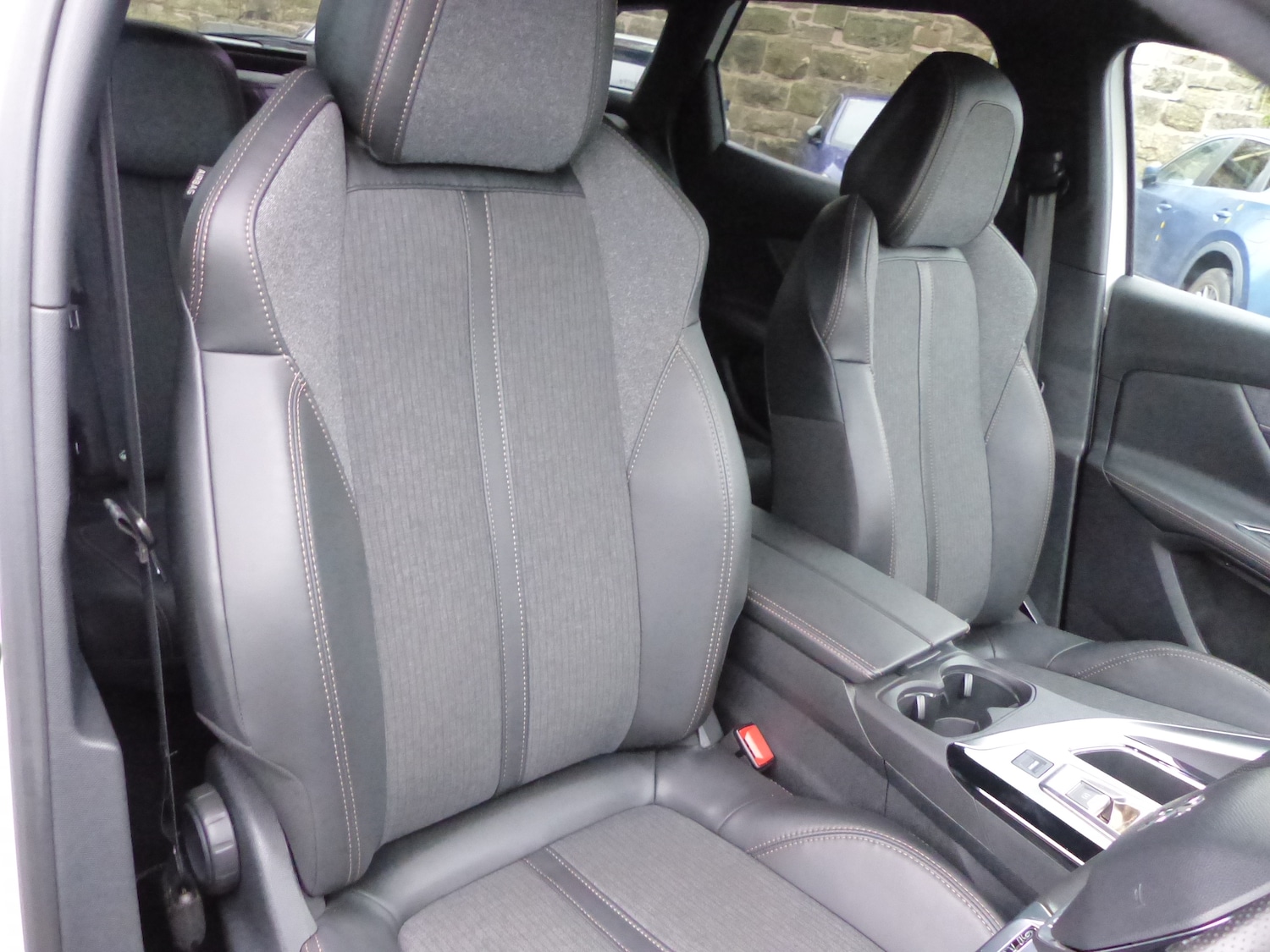 Used Peugeot 3008 2017 for sale - 76535188: Photo 5