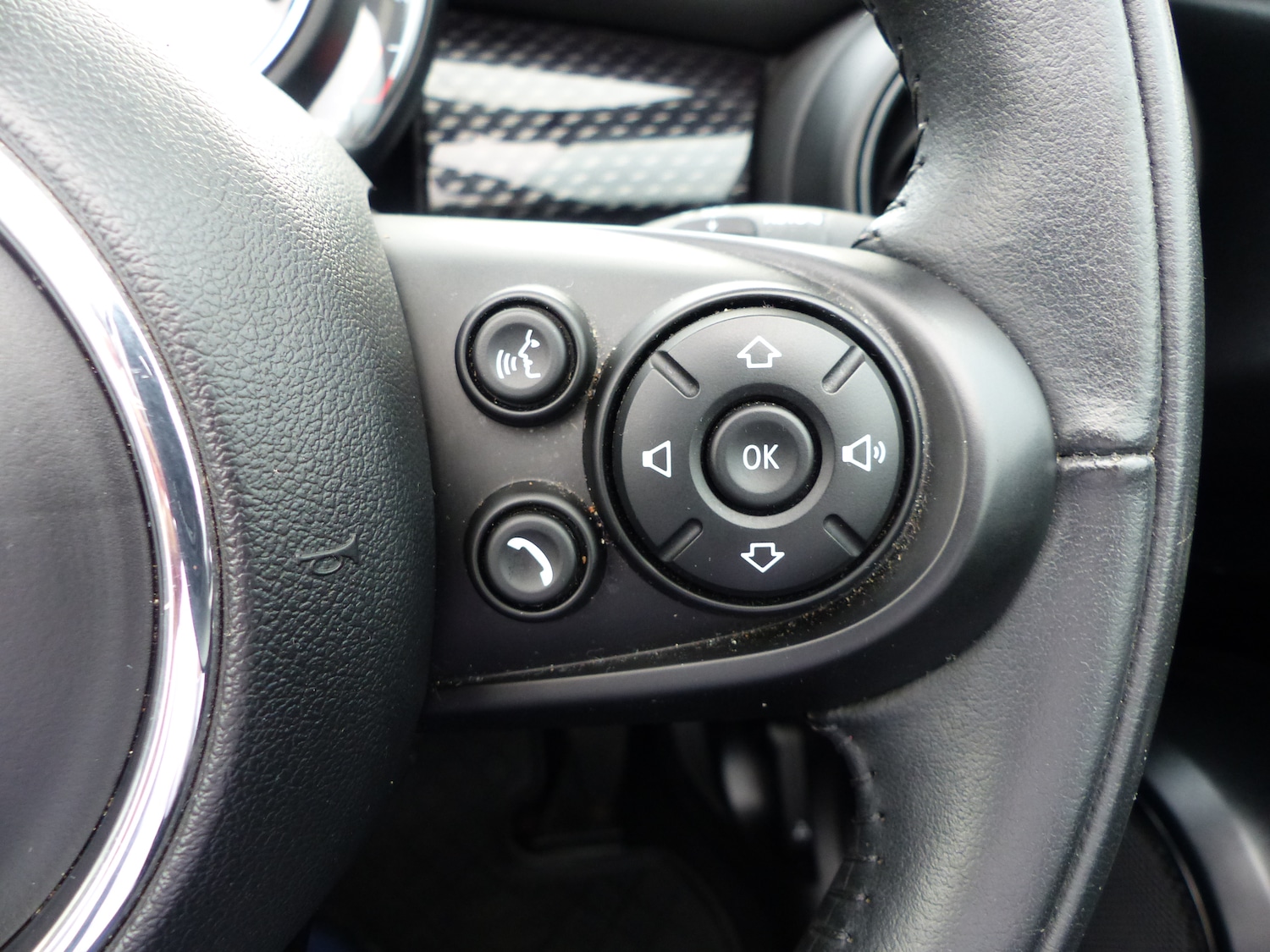 Used MINI Convertible 2020 for sale - 76077424: Photo 19