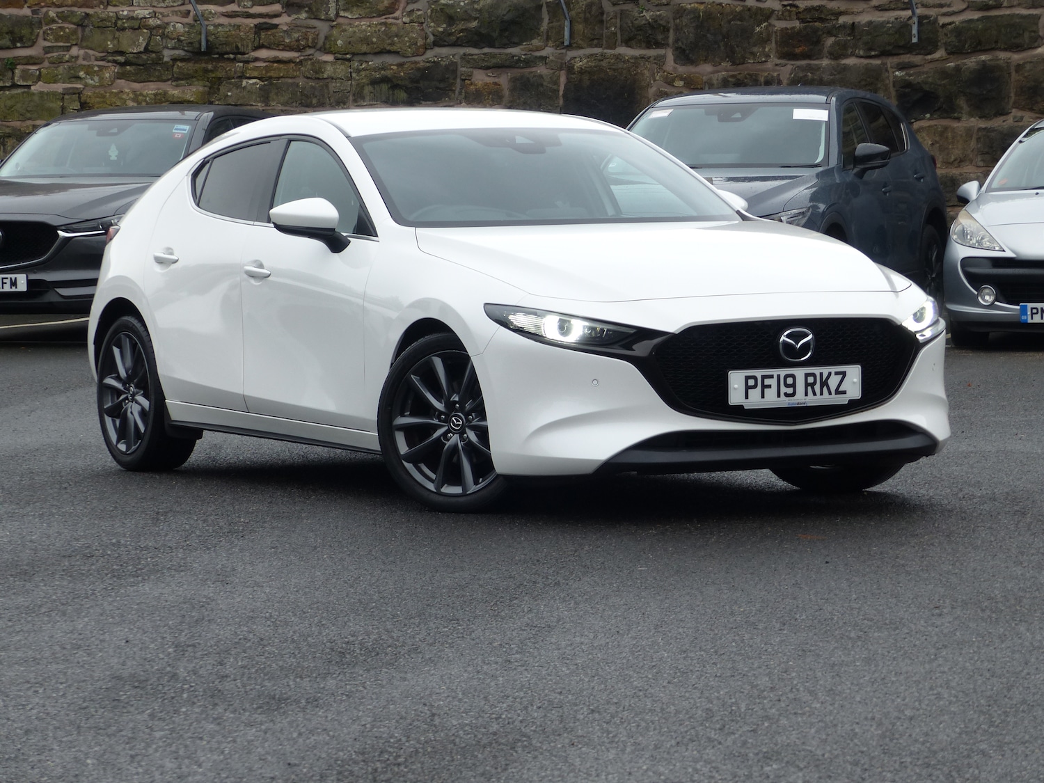 Used Mazda Mazda3 2019 for sale - 76069797: Photo 1