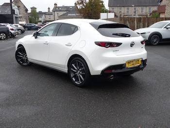 Used Mazda Mazda3 2019 for sale - 76069797: Photo 2
