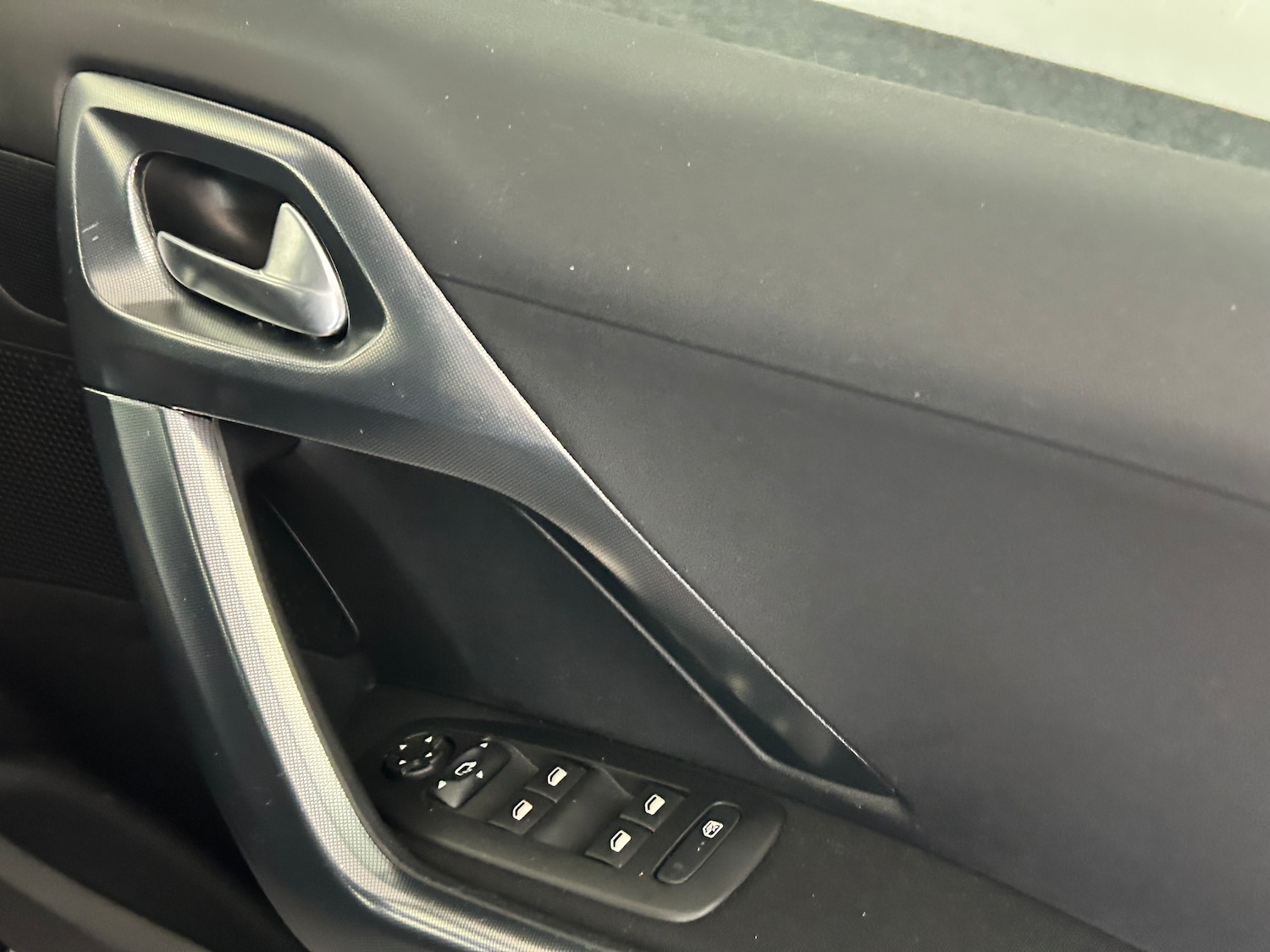 Used Peugeot 2008 2019 for sale - 76421513: Photo 22