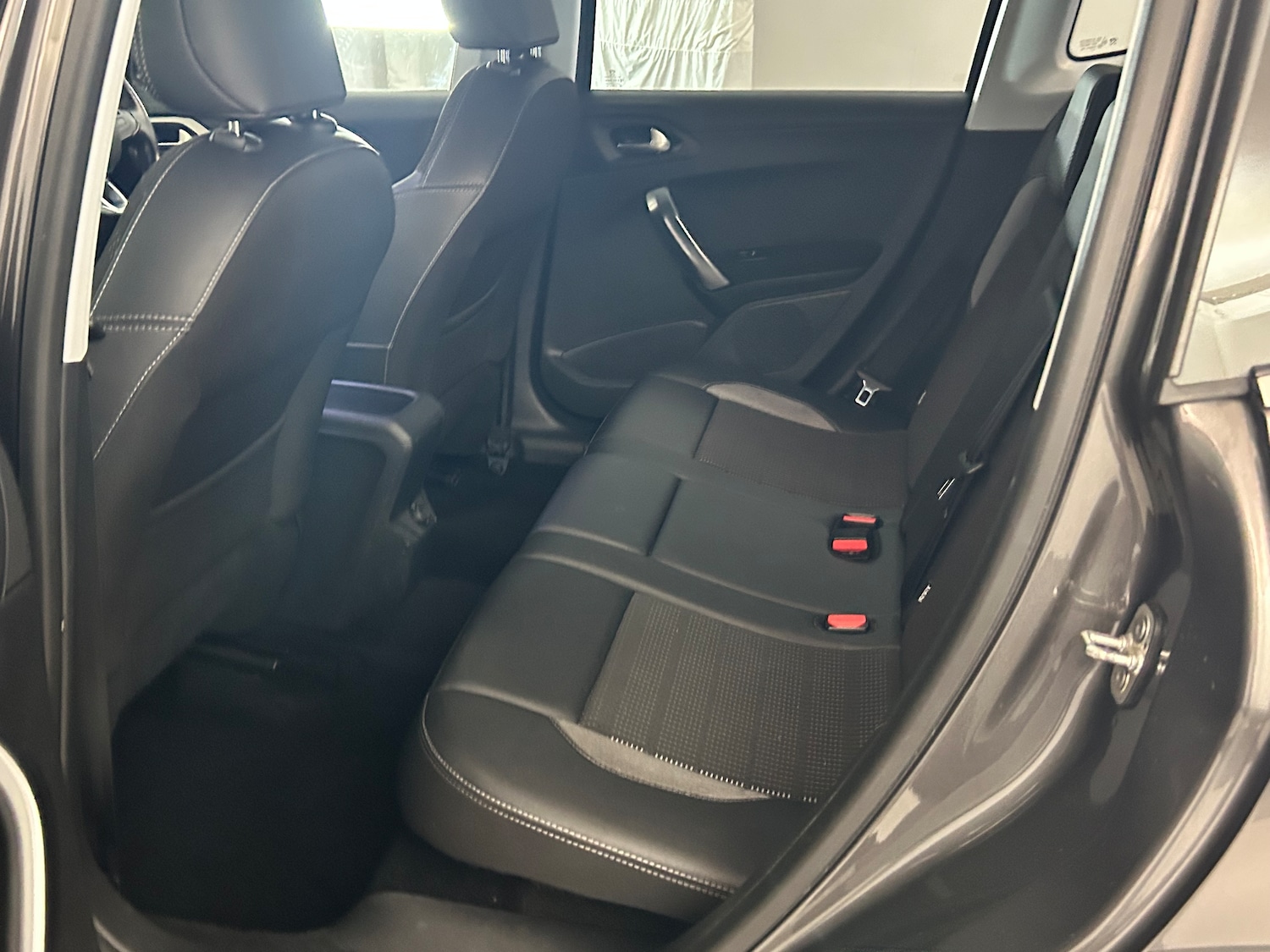 Used Peugeot 2008 2019 for sale - 76421513: Photo 28