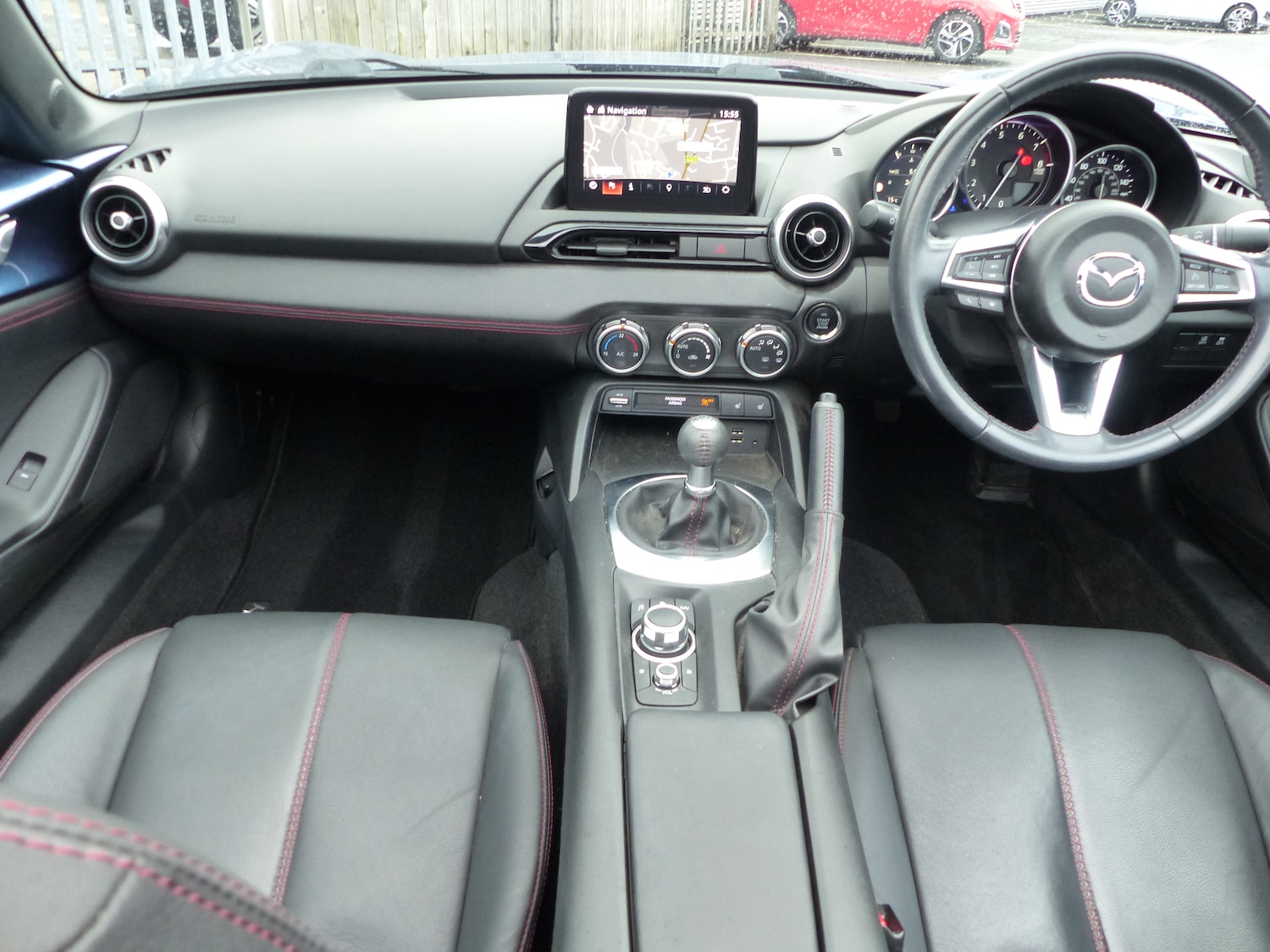 Used Mazda MX-5 2019 for sale - 76300508: Photo 5