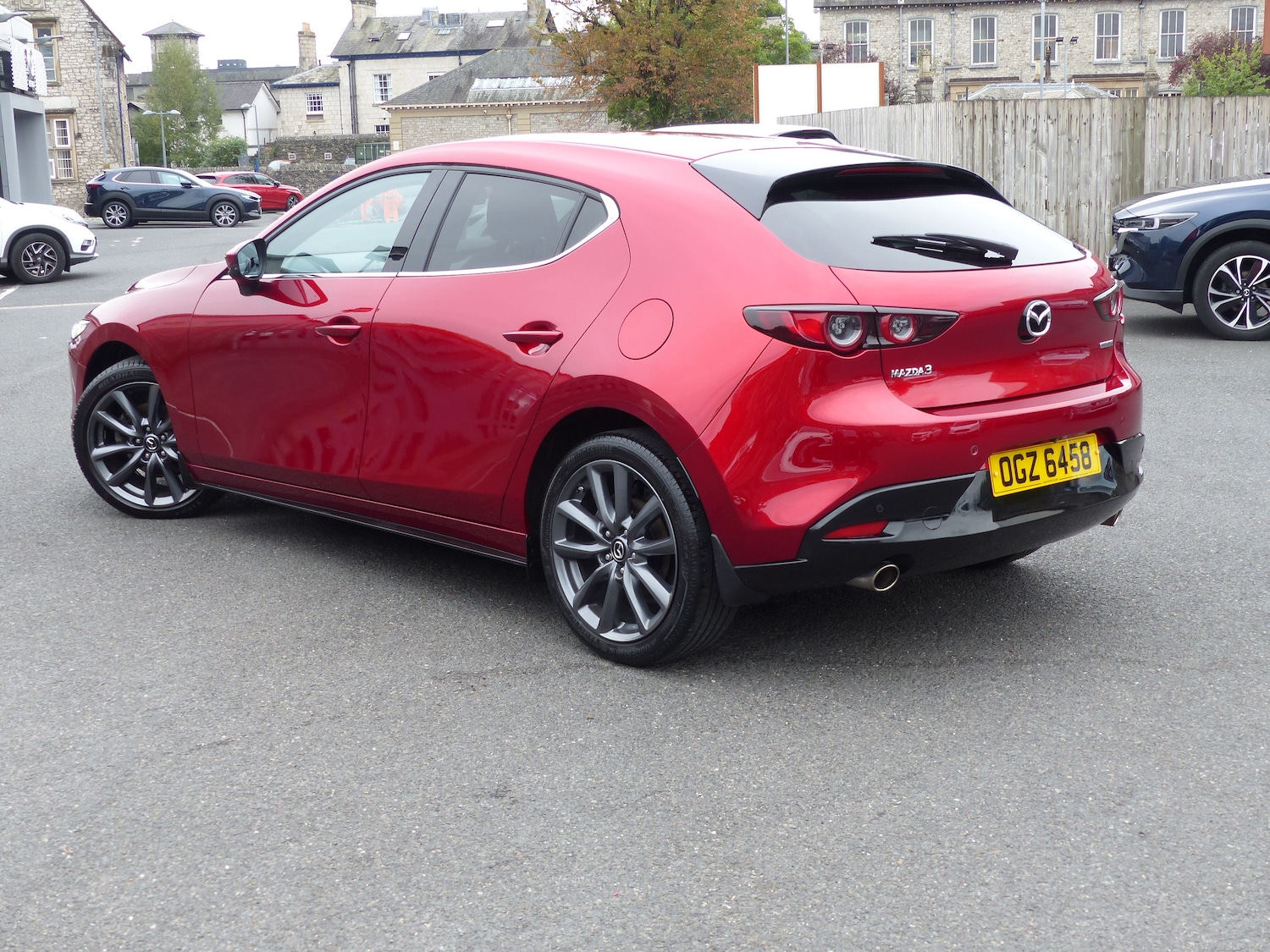 Used Mazda Mazda3 2019 for sale - 76115173: Photo 2