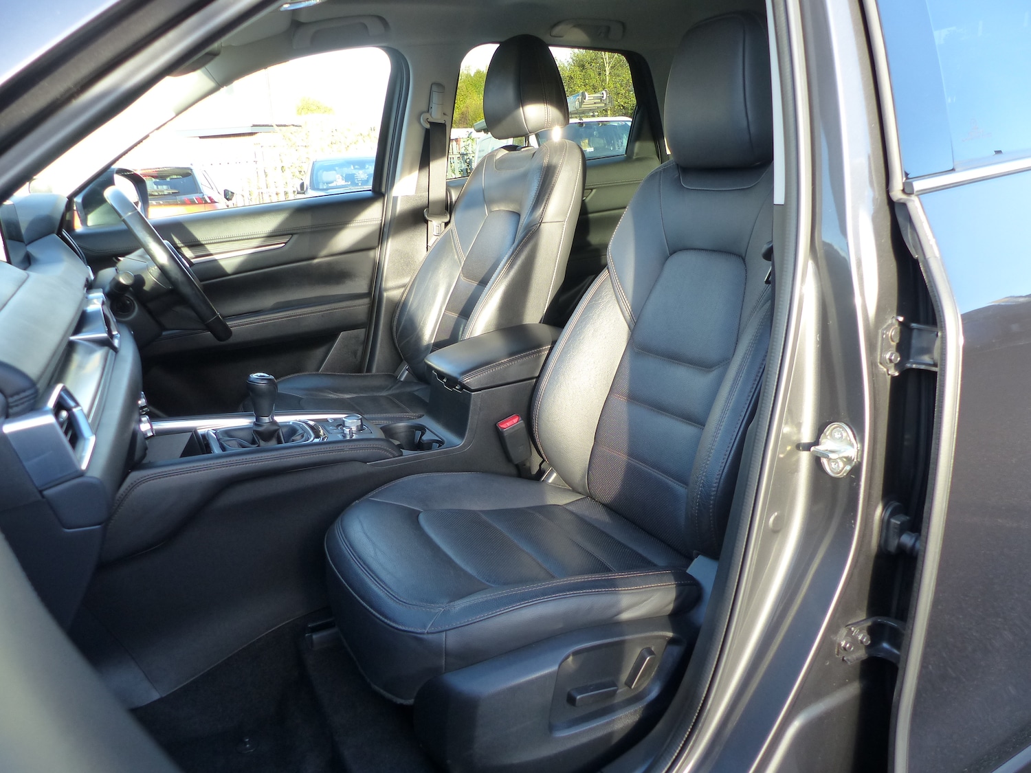 Used Mazda CX-5 2017 for sale - 76353342: Photo 6