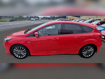 Used Ford Focus 2017 for sale - 76143941: Photo