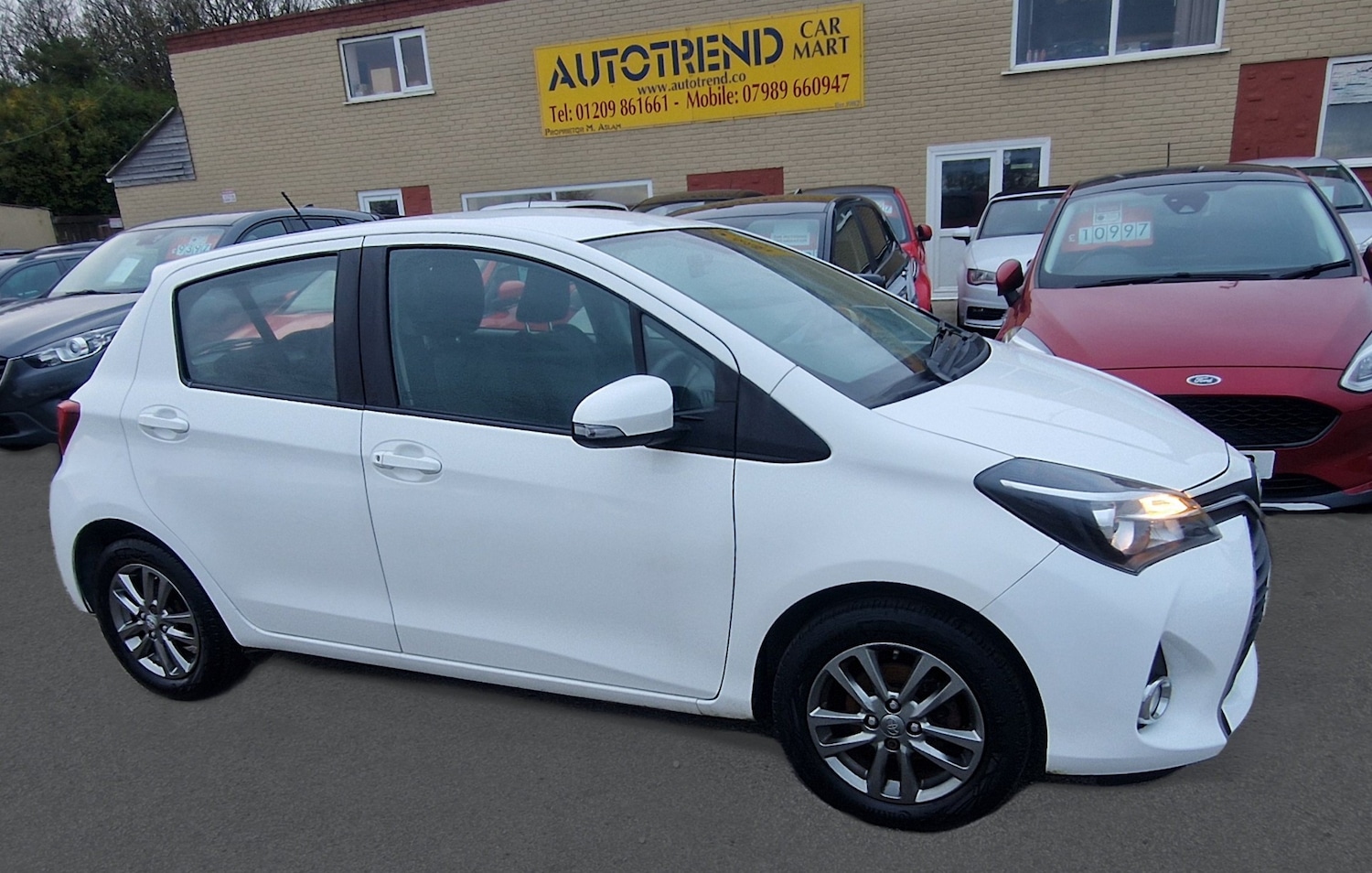 Used Toyota Yaris 2014 for sale - 76566714: Photo 13