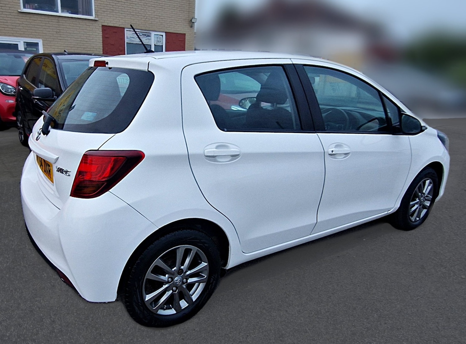Used Toyota Yaris 2014 for sale - 76566714: Photo 19