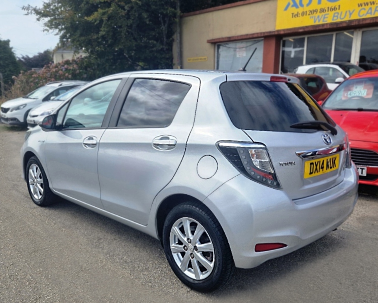 Used Toyota Yaris 2014 for sale - 76145807: Photo 12