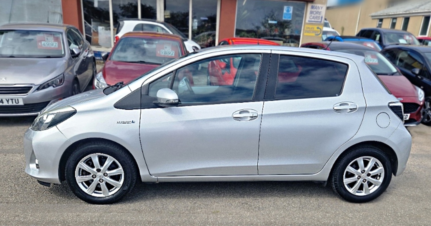 Used Toyota Yaris 2014 for sale - 76145807: Photo 14