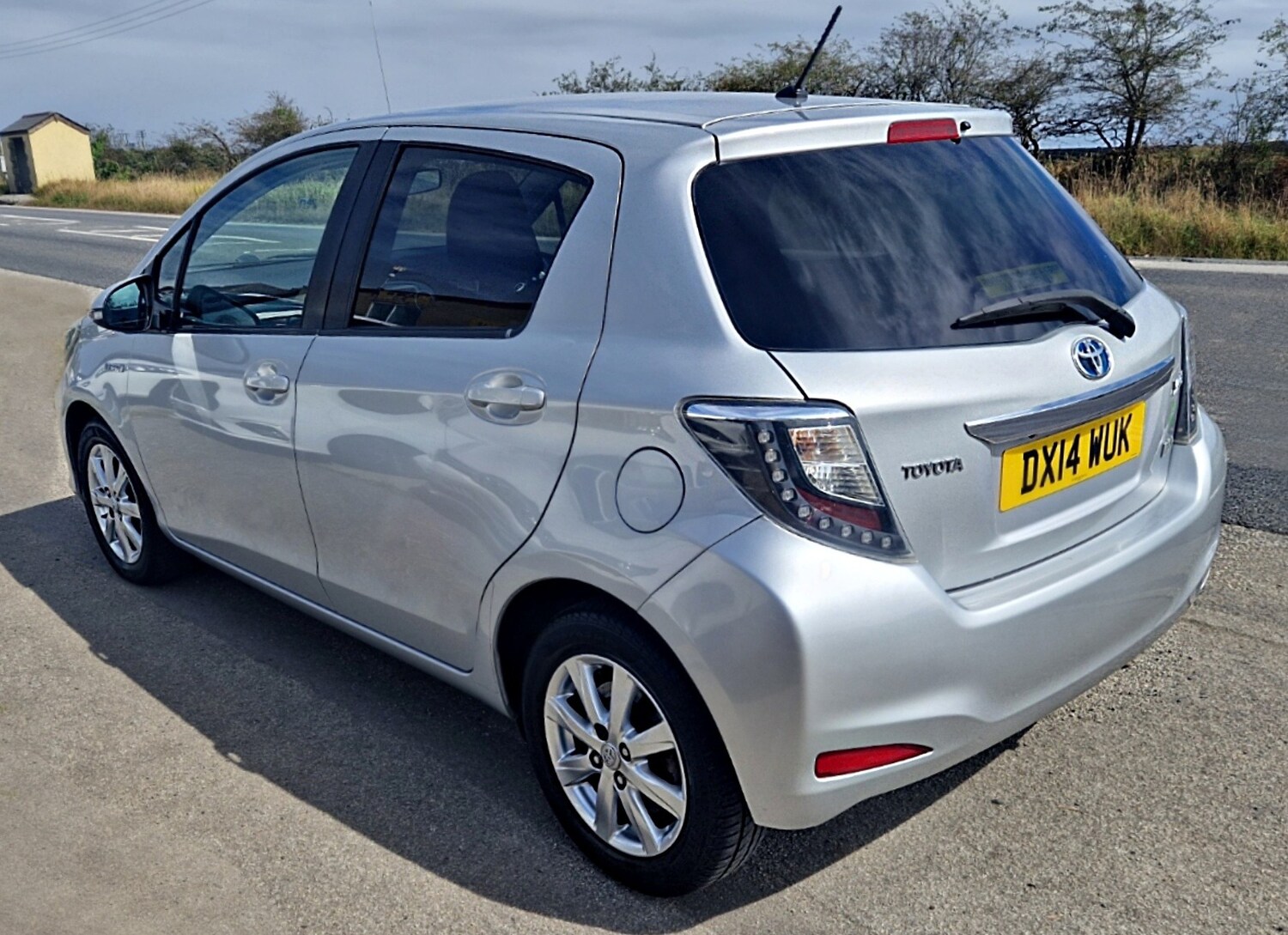 Used Toyota Yaris 2014 for sale - 76145807: Photo 21