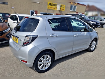 Used Toyota Yaris 2014 for sale - 76145807: Photo 3