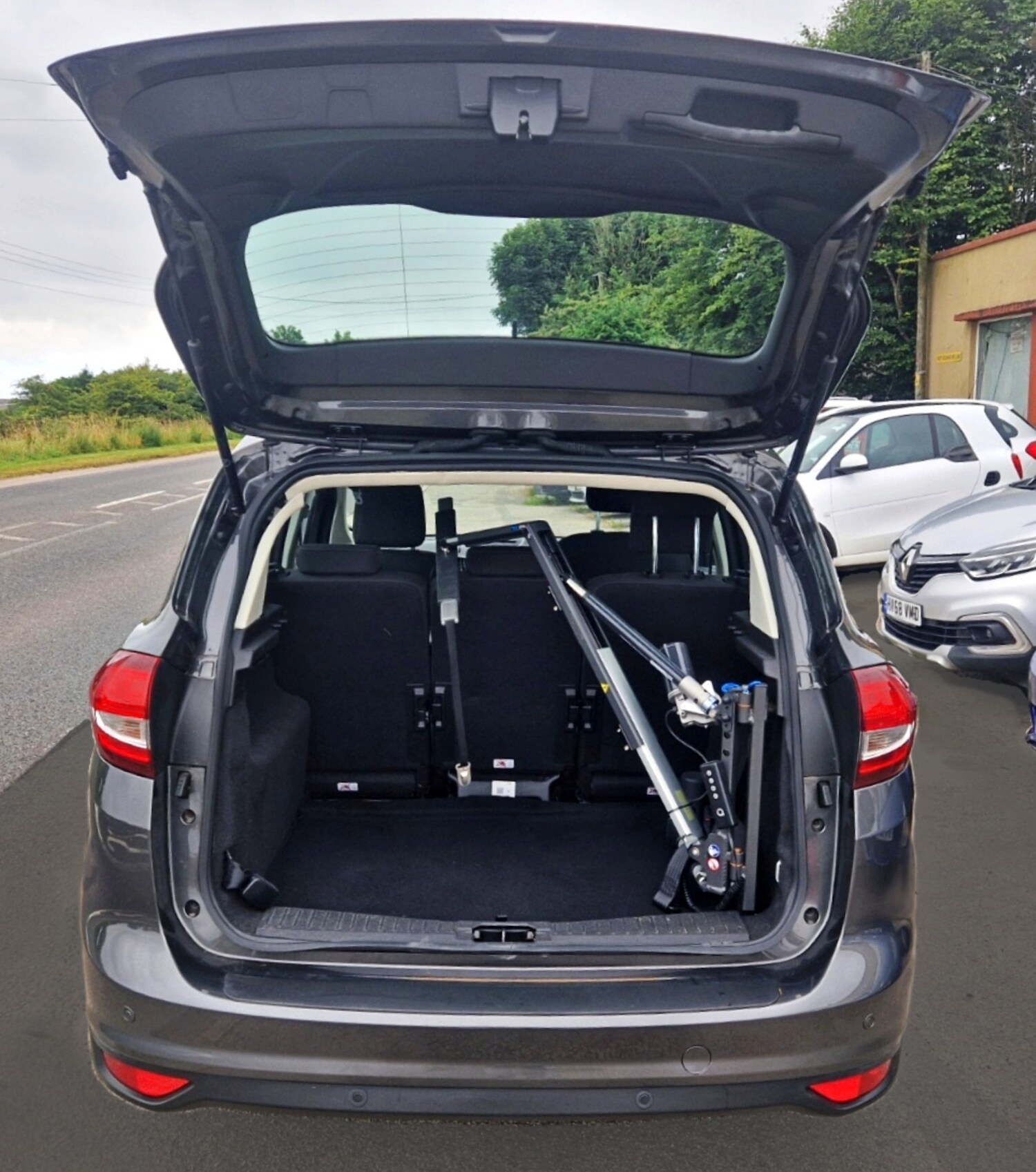 Vehicle 19