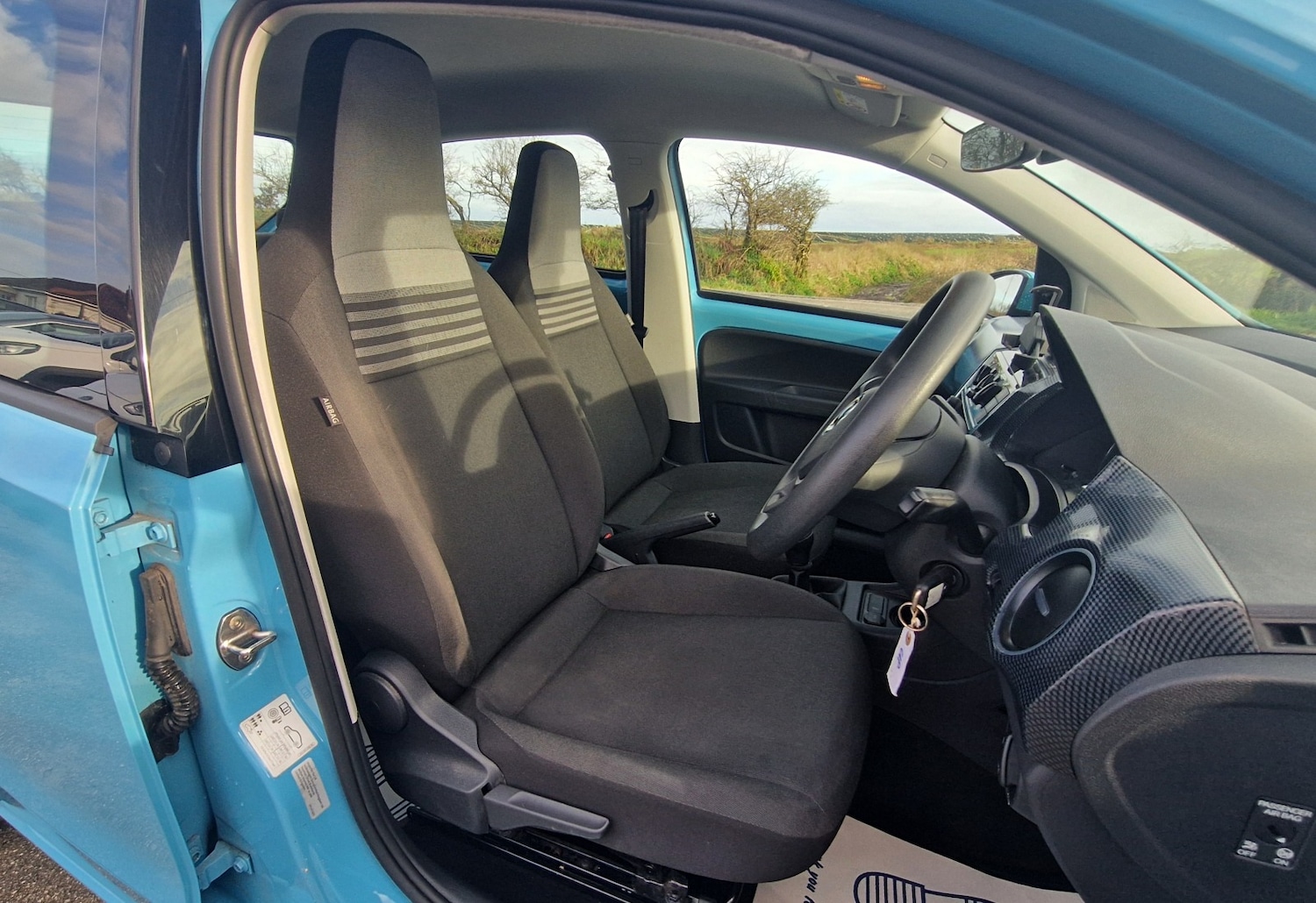 Used Volkswagen up! 2023 for sale - 77716525: Photo 19