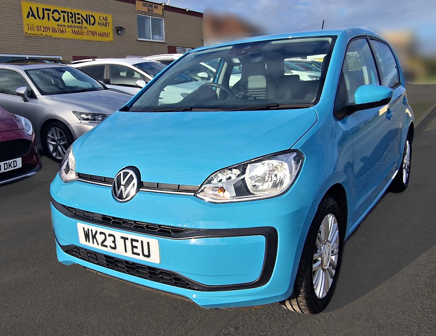 Used Volkswagen up! 2023 for sale - 77716525: Photo 2