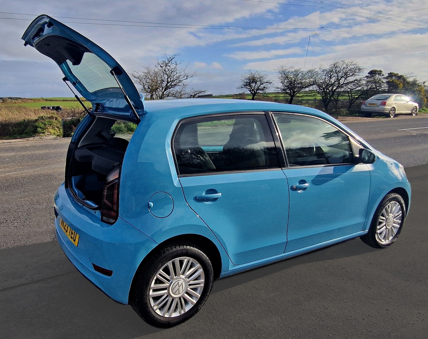 Used Volkswagen up! 2023 for sale - 77716525: Photo 9