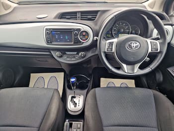 Used Toyota Yaris 2014 for sale - 79720267: Photo