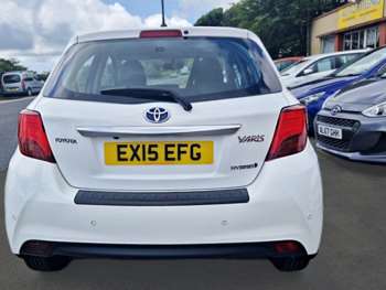 Used Toyota Yaris 2015 for sale - 75035044: Photo