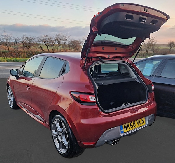 Used Renault Clio 2018 for sale - 69702929: Photo 13