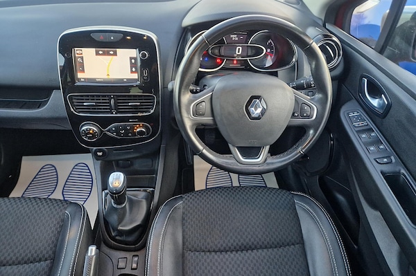 Used Renault Clio 2018 for sale - 69702929: Photo 15