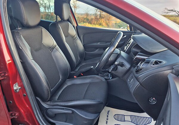 Used Renault Clio 2018 for sale - 69702929: Photo 21