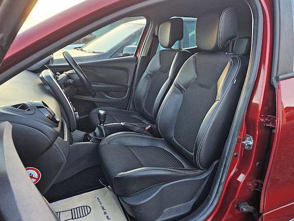 Used Renault Clio 2018 for sale - 69702929: Photo 8