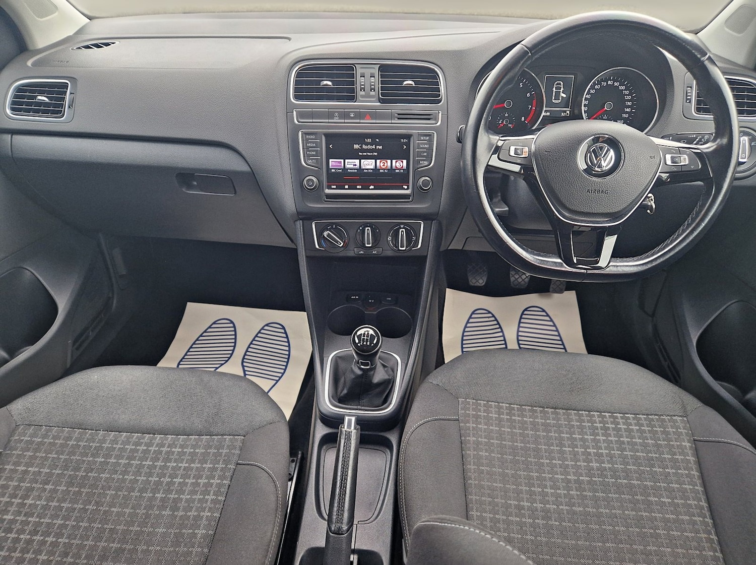 Used Volkswagen Polo 2015 for sale - 76555558: Photo 7