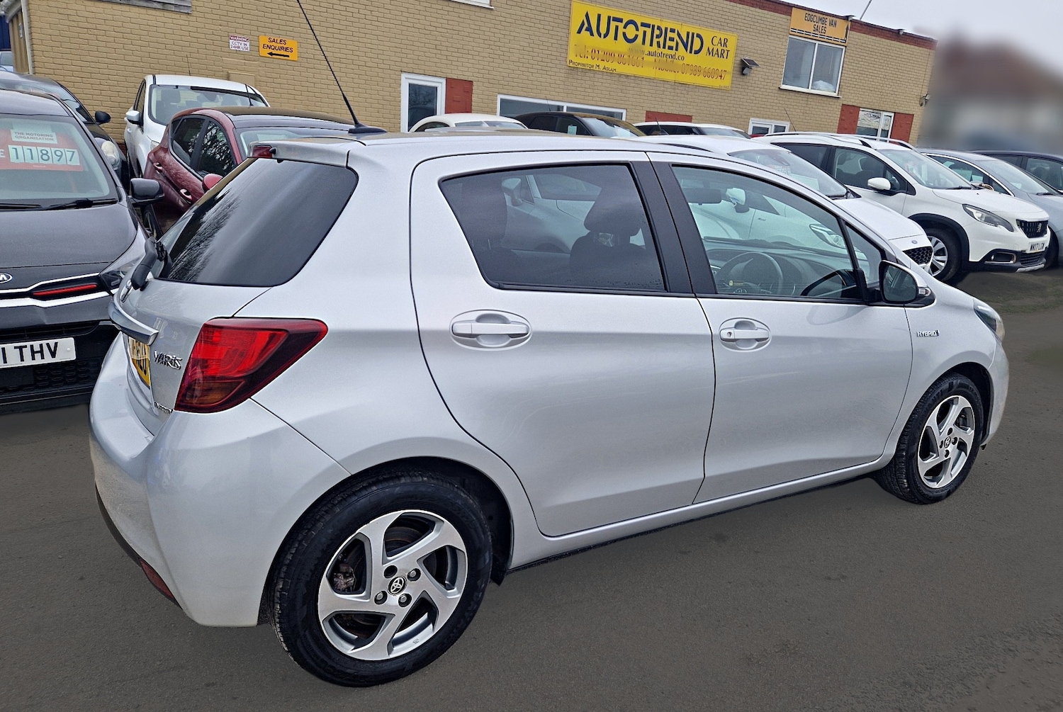 Used Toyota Yaris 2017 for sale - 78081331: Photo 11
