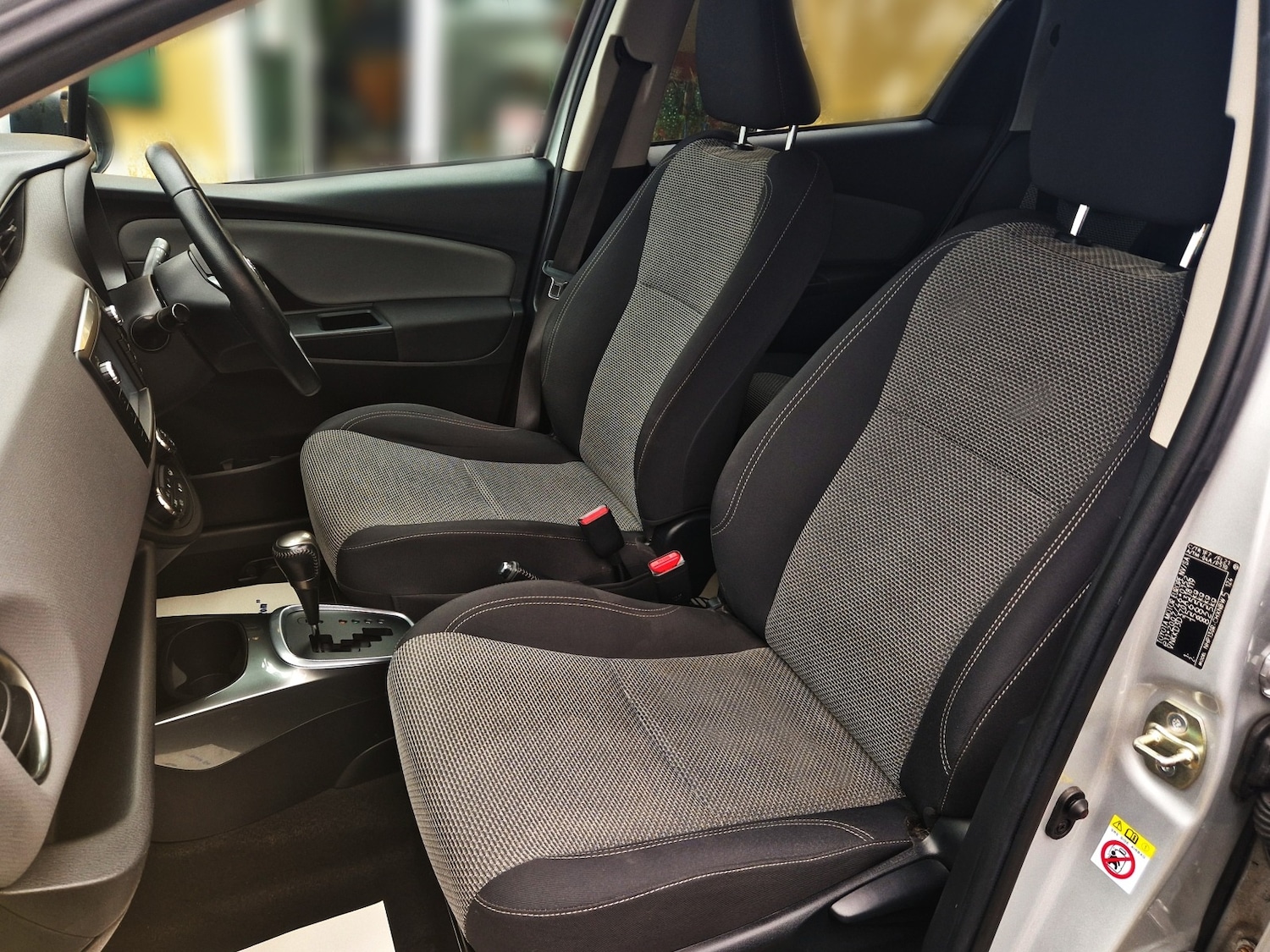 Used Toyota Yaris 2017 for sale - 78081331: Photo 26