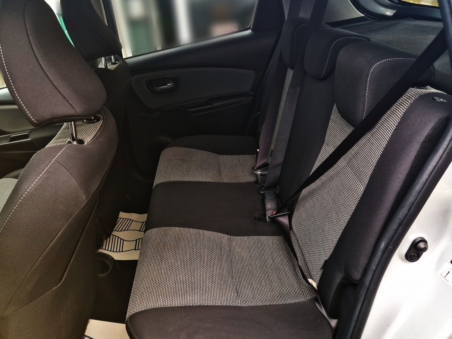 Used Toyota Yaris 2017 for sale - 78081331: Photo 29