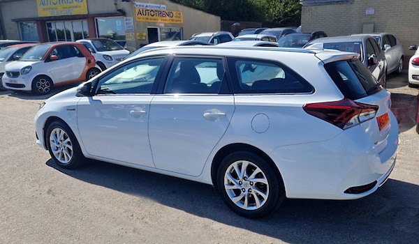 Used Toyota Auris 2017 for sale - 74524339: Photo 3