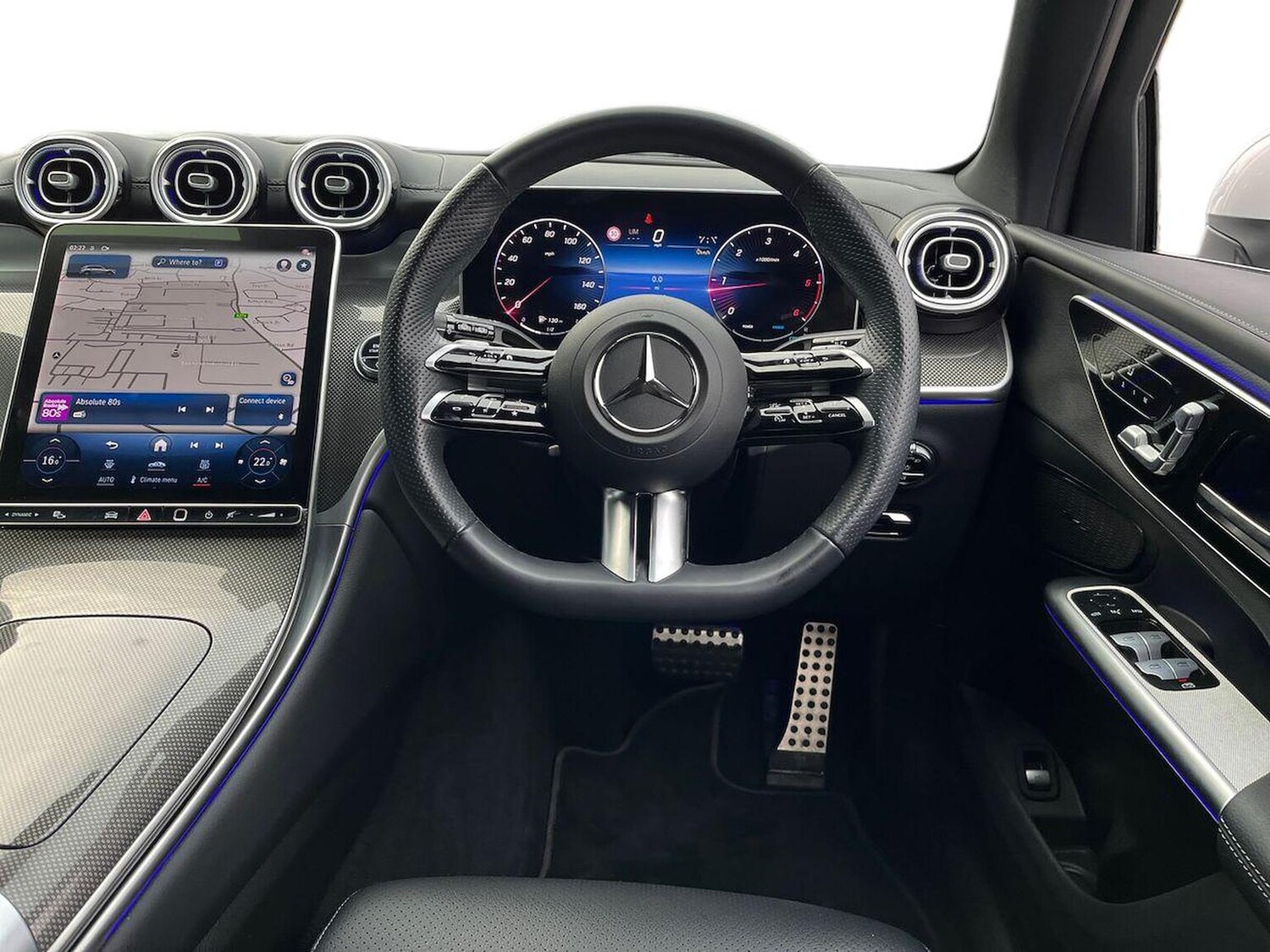 Used Mercedes-Benz GLC 2024 for sale - 76554242: Photo 11