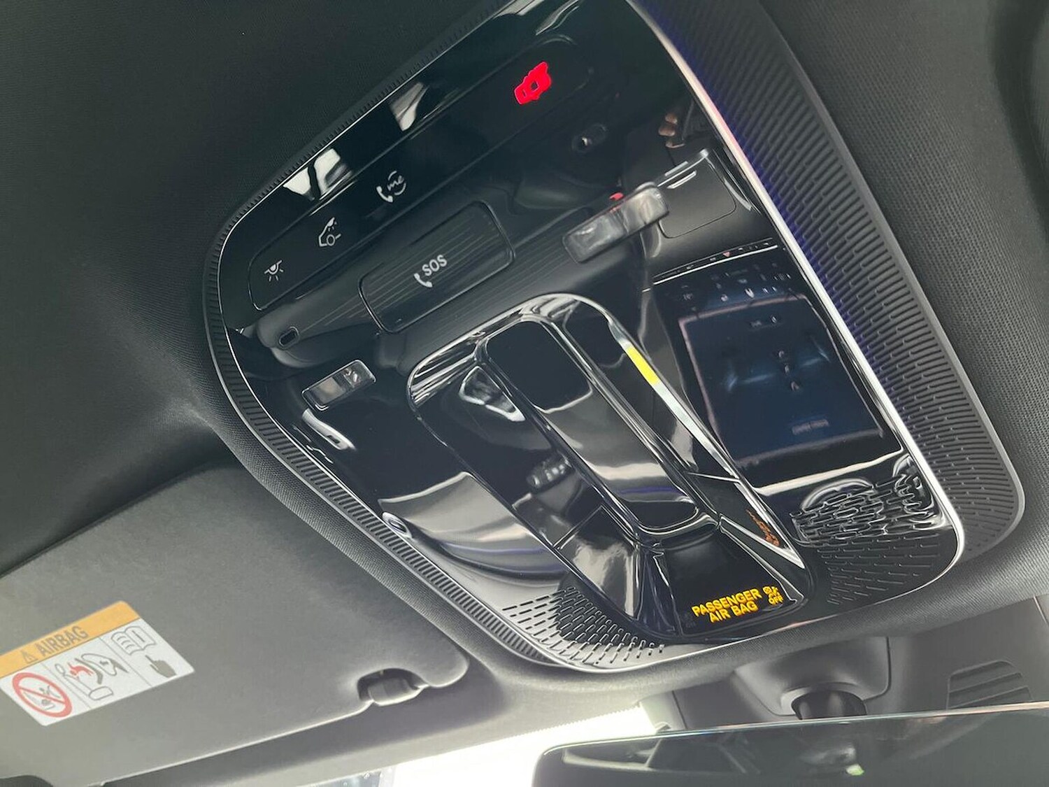 Used Mercedes-Benz GLC 2024 for sale - 76554242: Photo 16